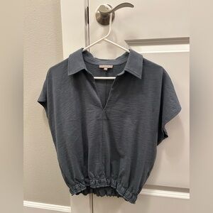 LillaP Women’s Sage Green Top
Like New/No Flaws
Size Medium